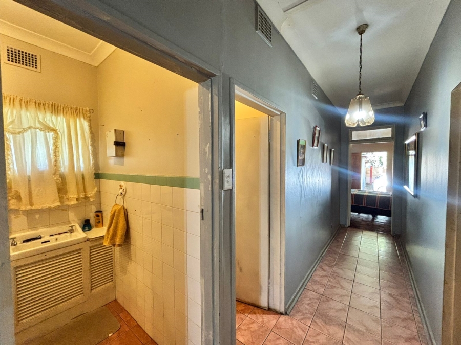 6 Bedroom Property for Sale in Songloed North West